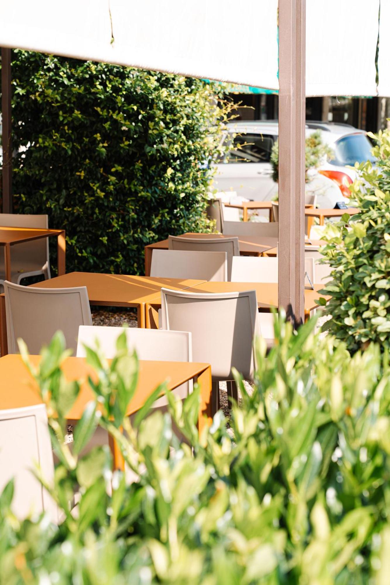Locanda Da I Baldi Laveno Exterior photo