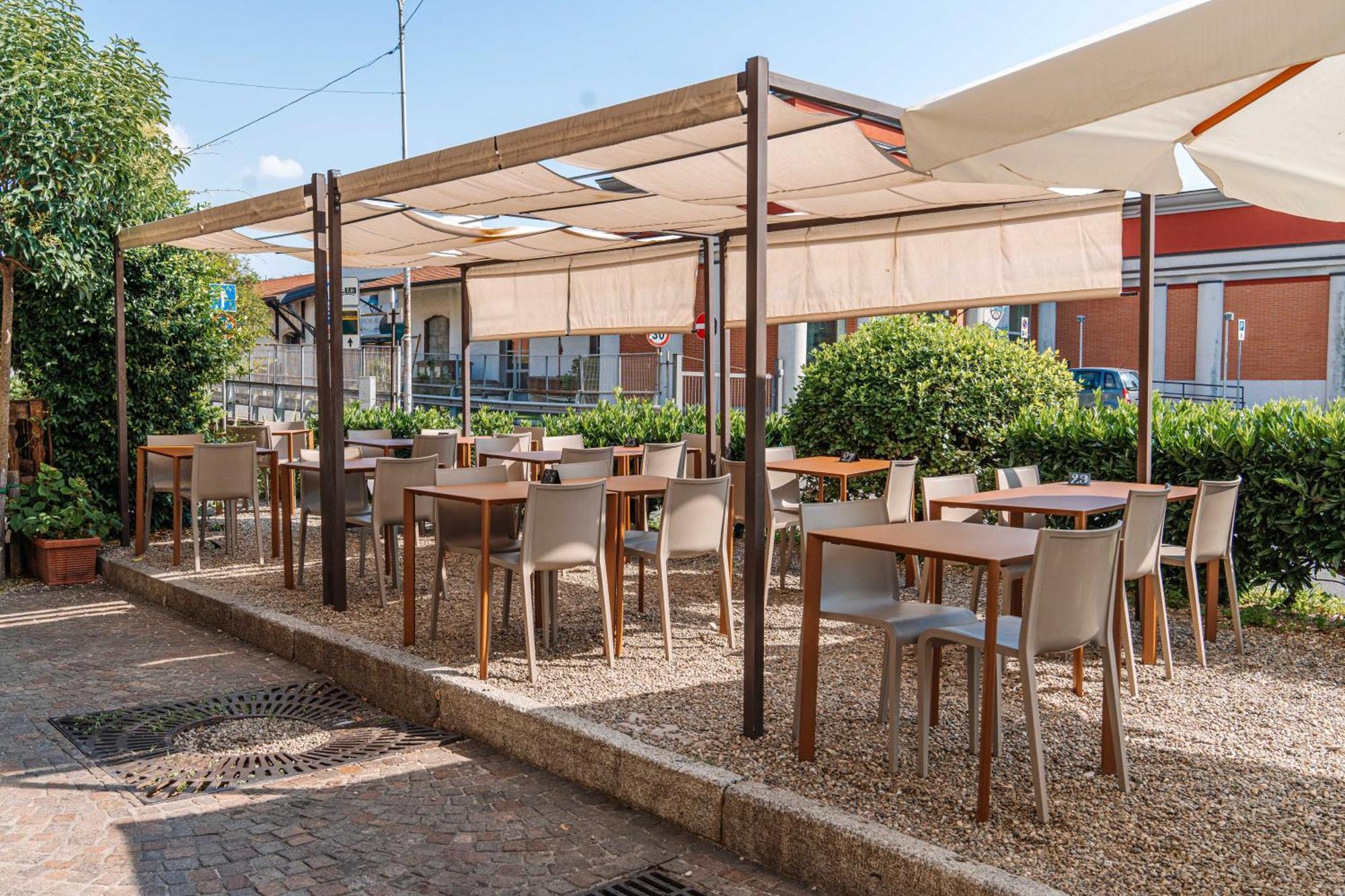 Locanda Da I Baldi Laveno Exterior photo